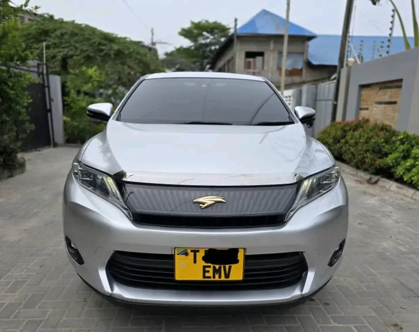 2016 Toyota Harrier 1990cc Full Options thumbnail 2