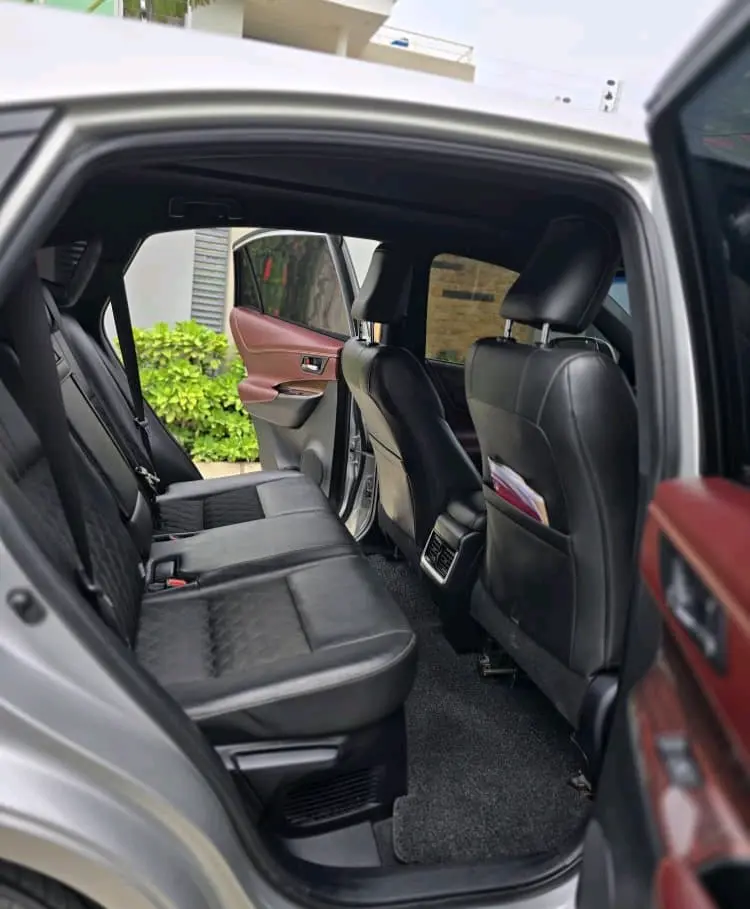 2016 Toyota Harrier 1990cc Full Options thumbnail 4