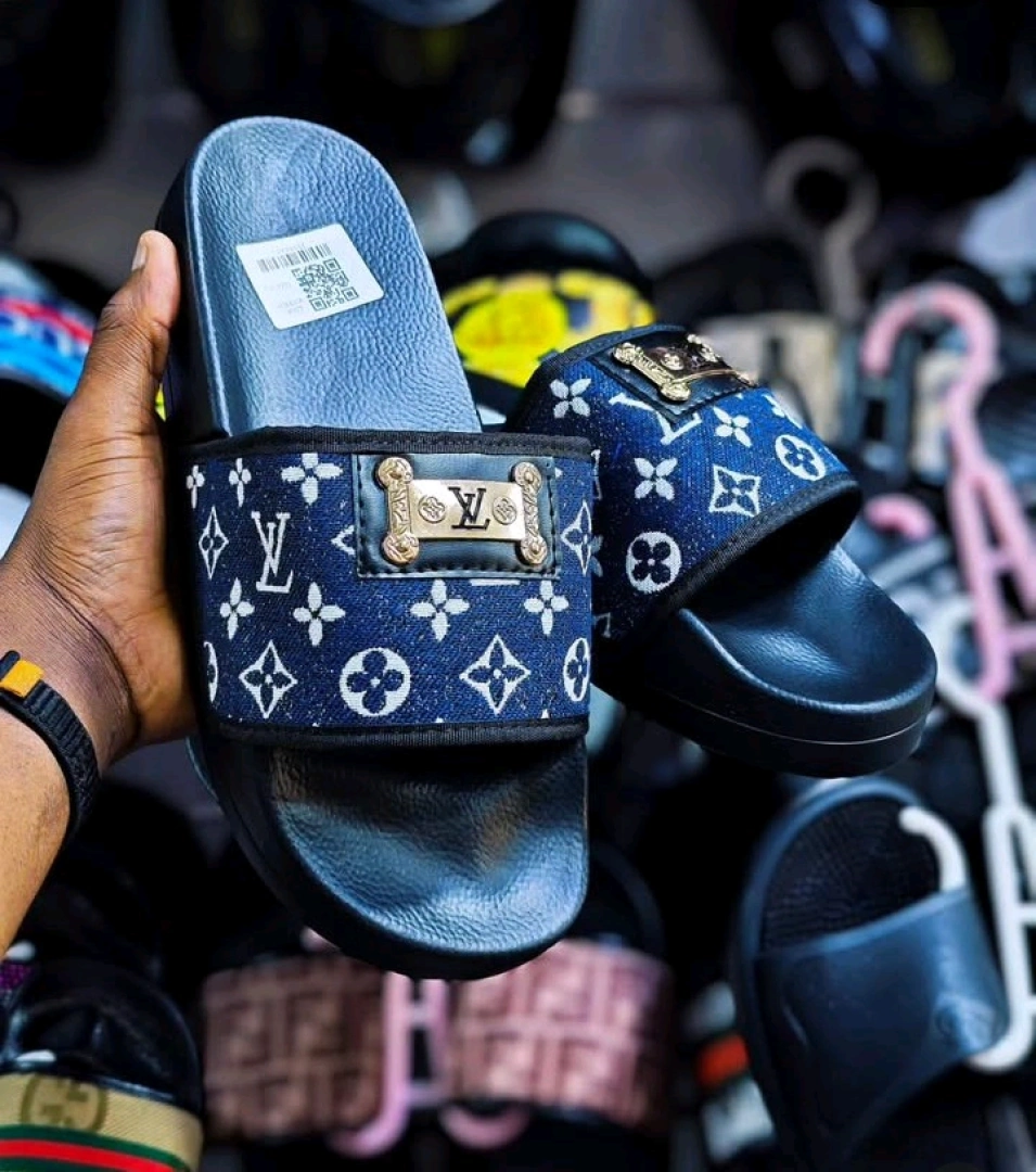 Black Louis Vuitton Style Slide Sandals thumbnail 2