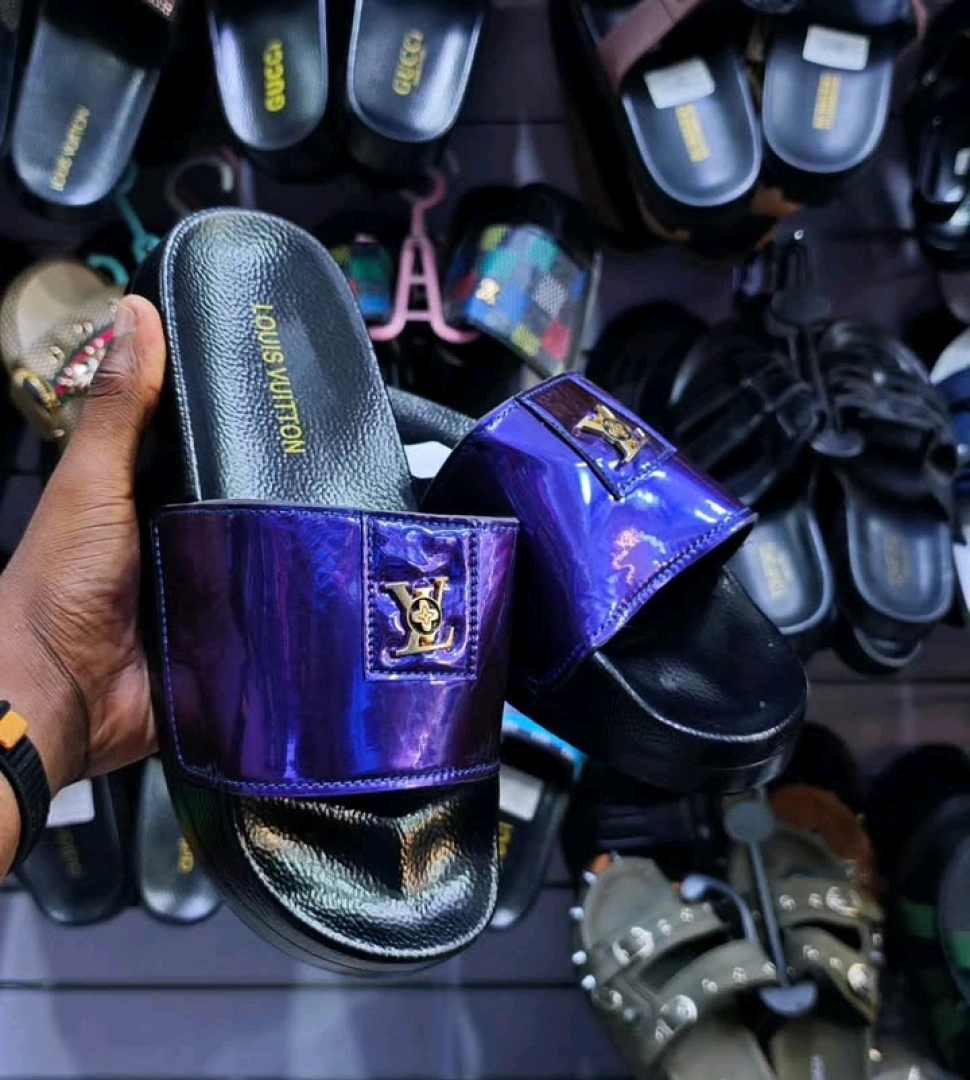 Black Louis Vuitton Style Slide Sandals thumbnail 7