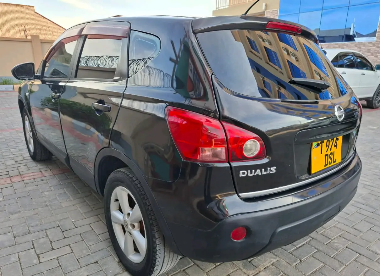 Nissan Dualis (Black) thumbnail 7