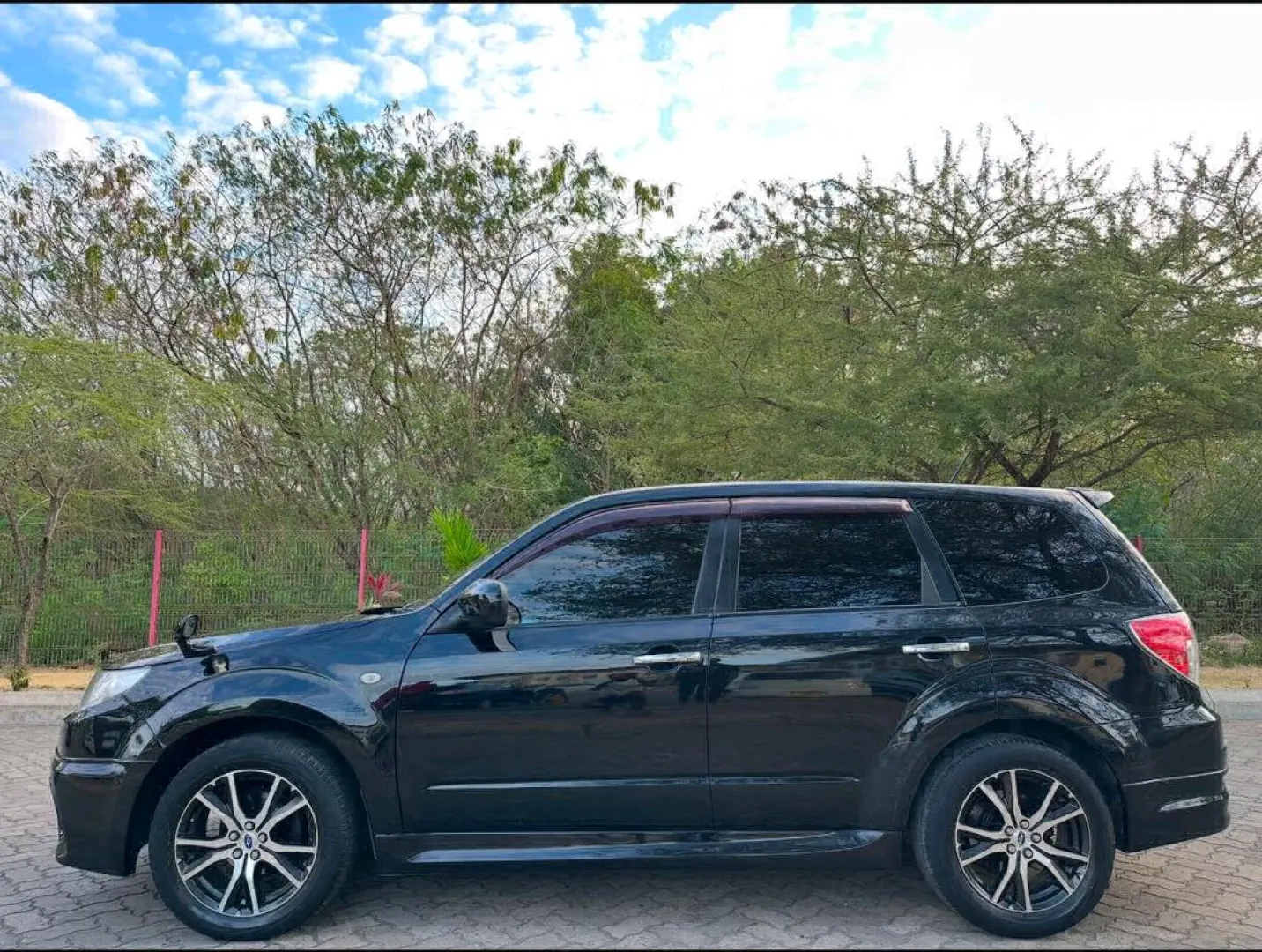 Subaru Forester ECD 2010 Automatic thumbnail 3