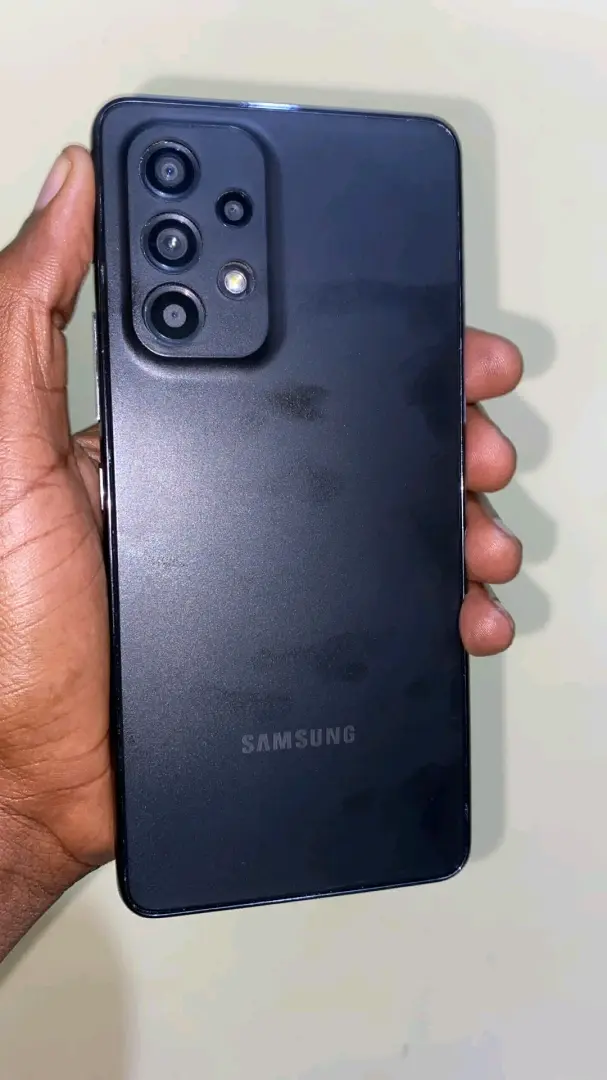 Samsung Smartphone - Good Condition