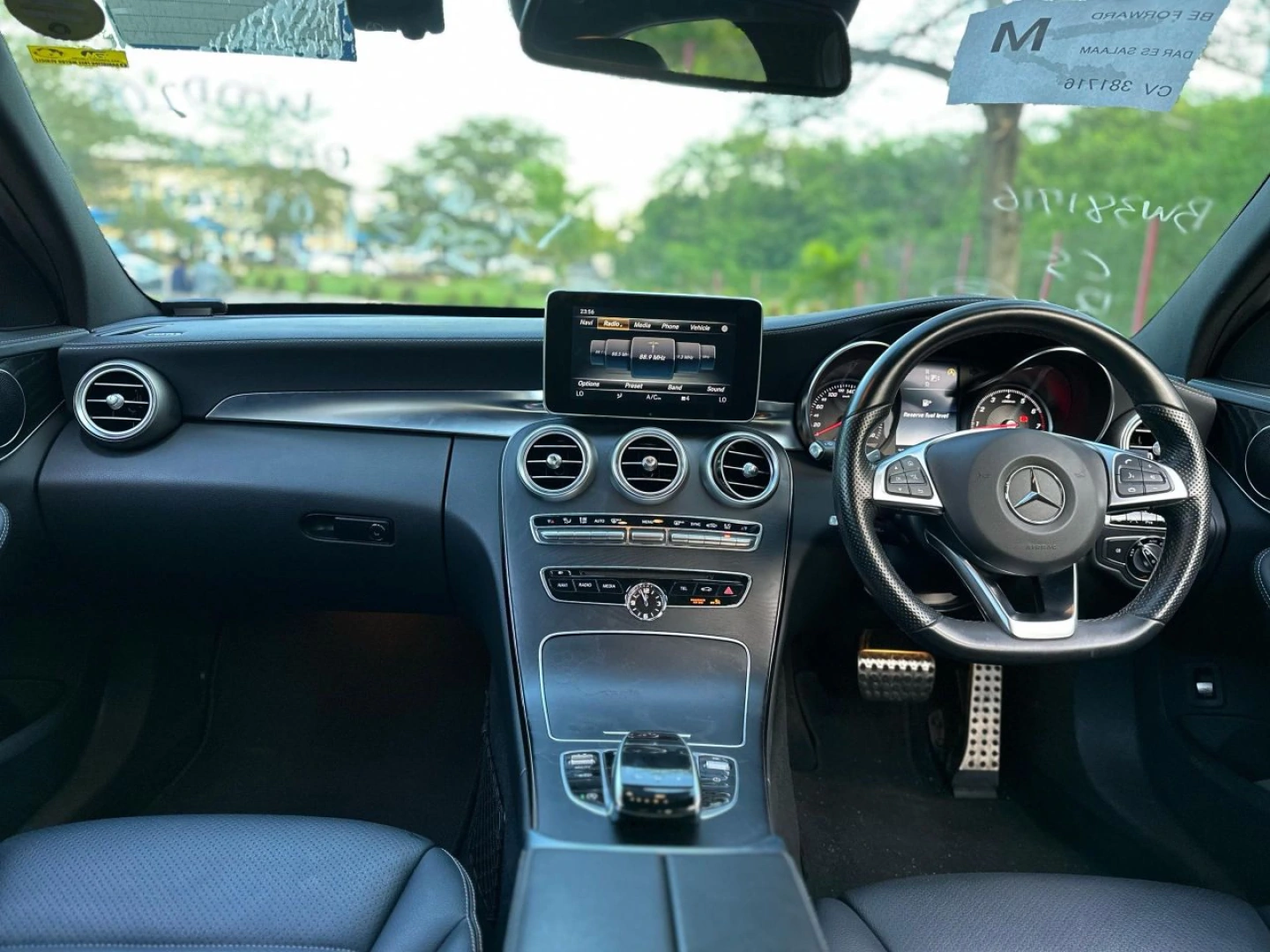 Mercedes Benz C class 200 AMG 2014 thumbnail 5