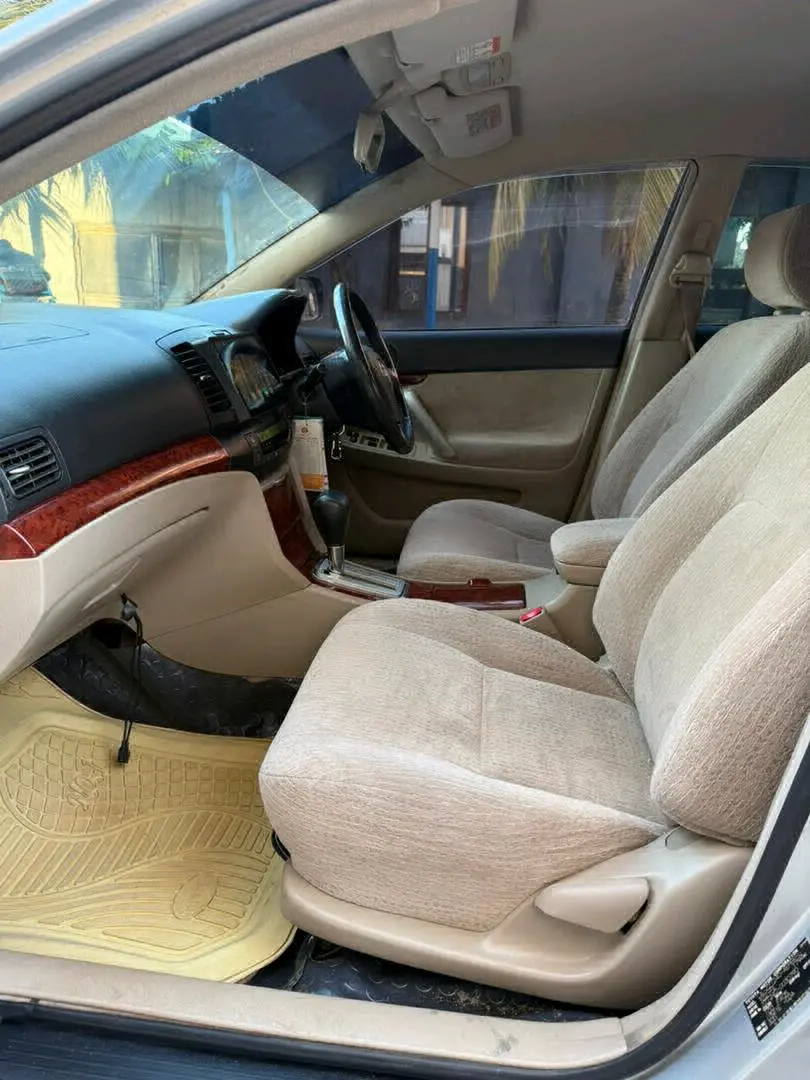Toyota Premio Silver 2002 Full AC thumbnail 3