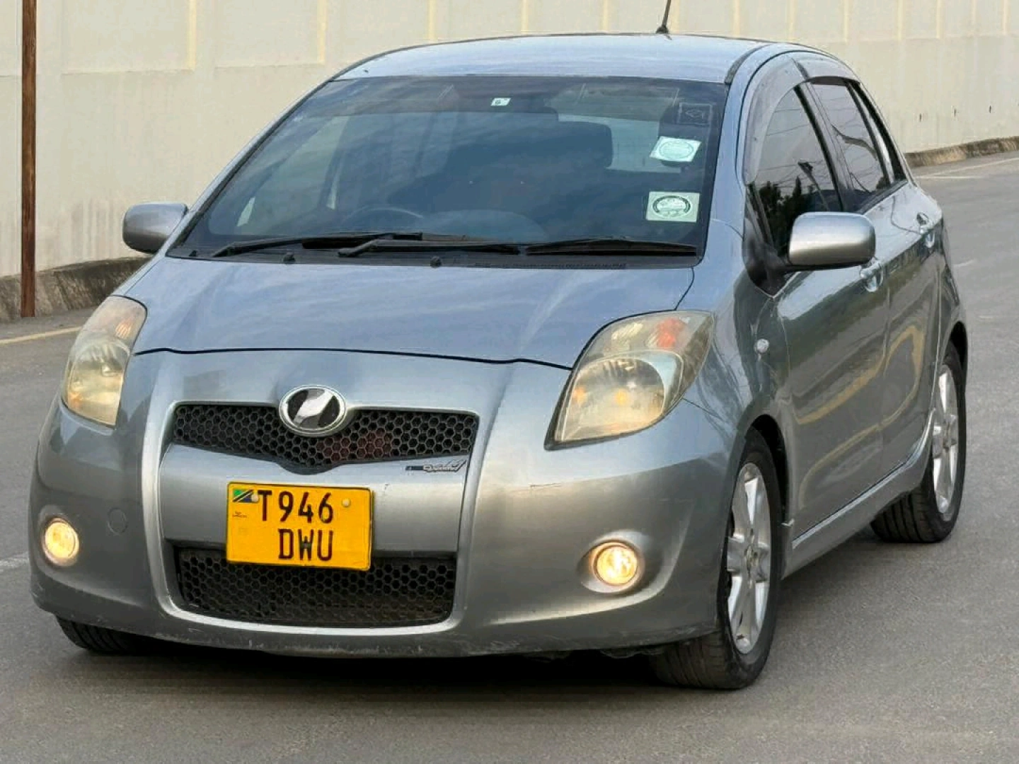 Toyota Vitz 2004 RS - 1490cc thumbnail 6