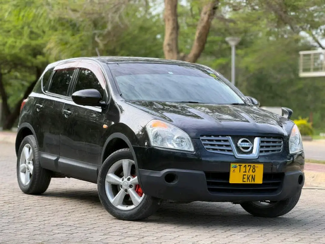 Nissan Dualis 2009 Nyeusi, 81,000 km thumbnail 6
