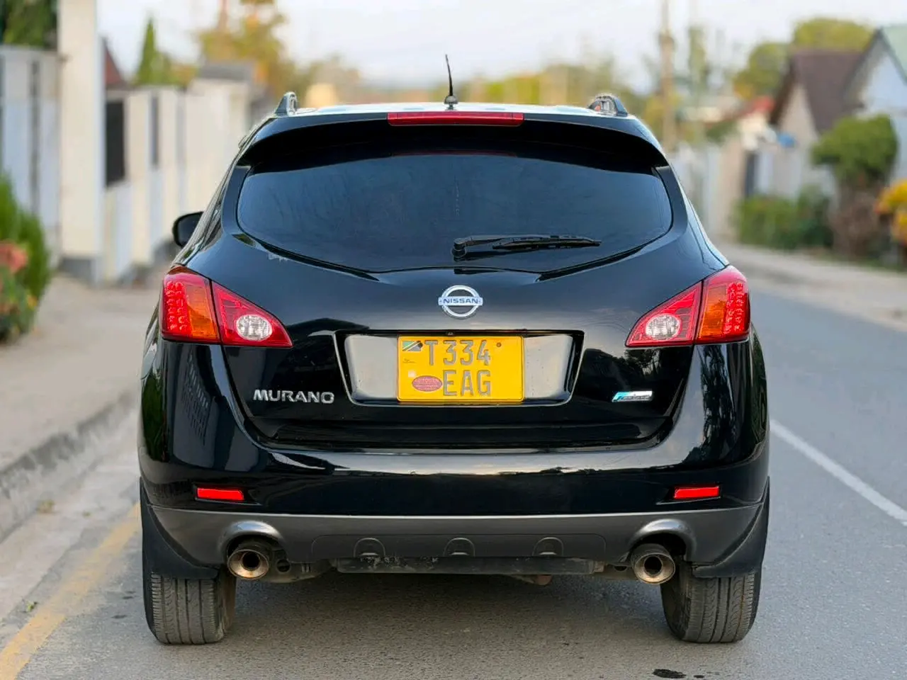 Nissan Murano SUV Black (2490cc) thumbnail 5