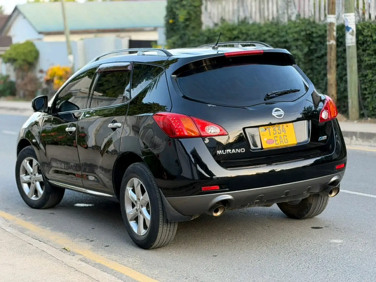 Nissan Murano SUV Black (2490cc) thumbnail 6