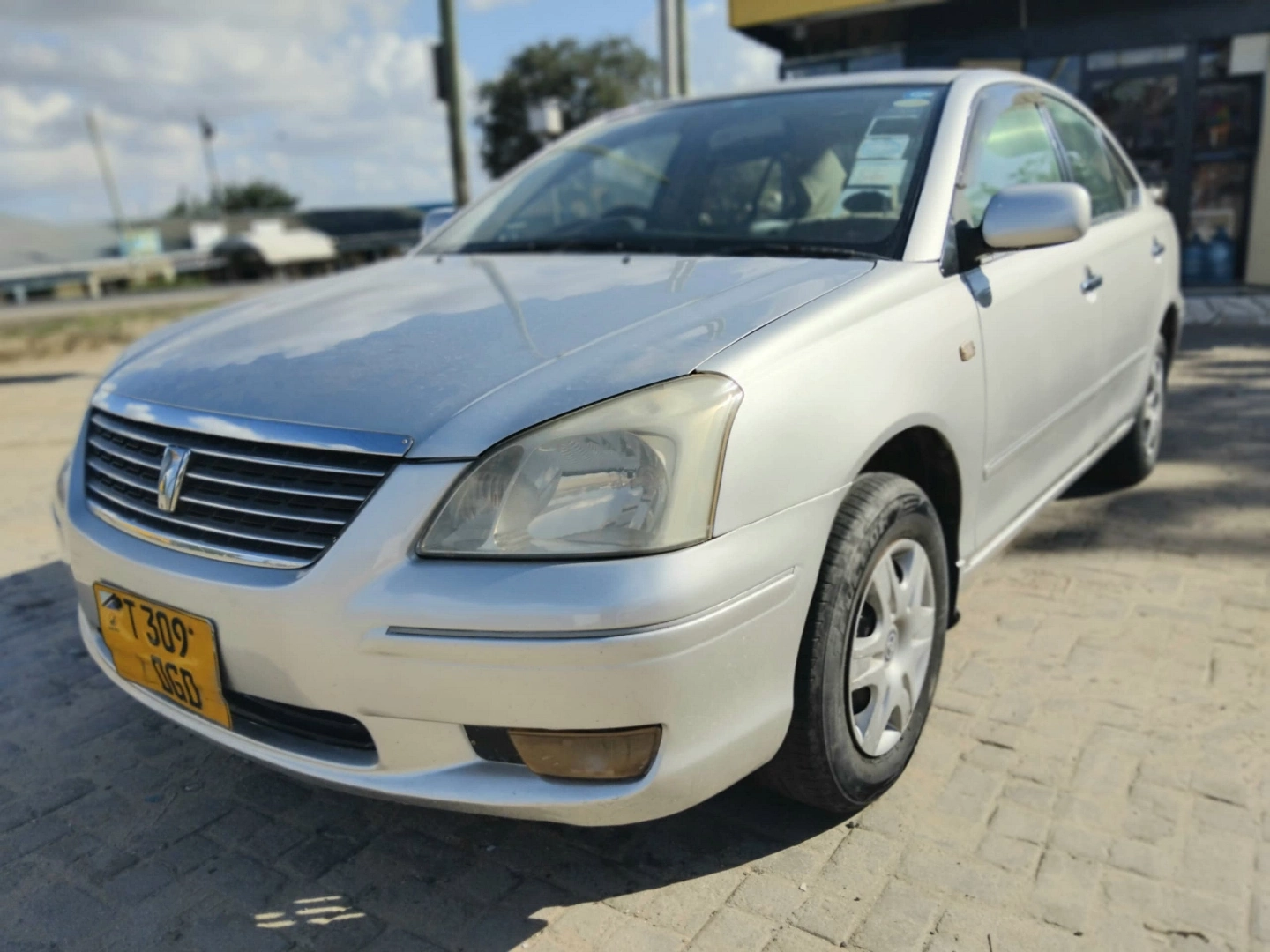 Toyota Premio F Sedan Silver (Full AC)