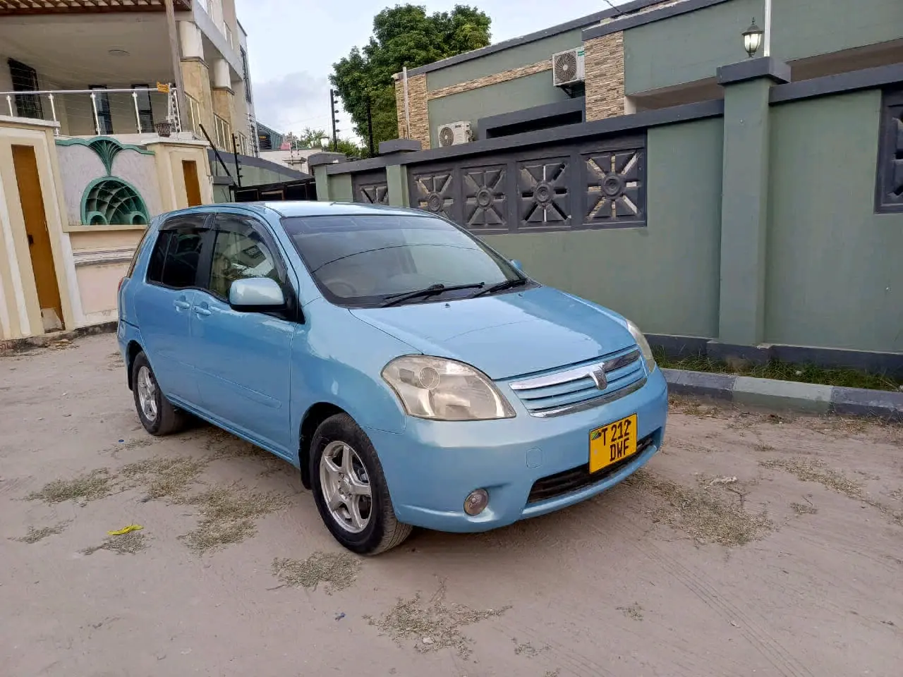 Toyota Raum 2004 - DWF thumbnail 3