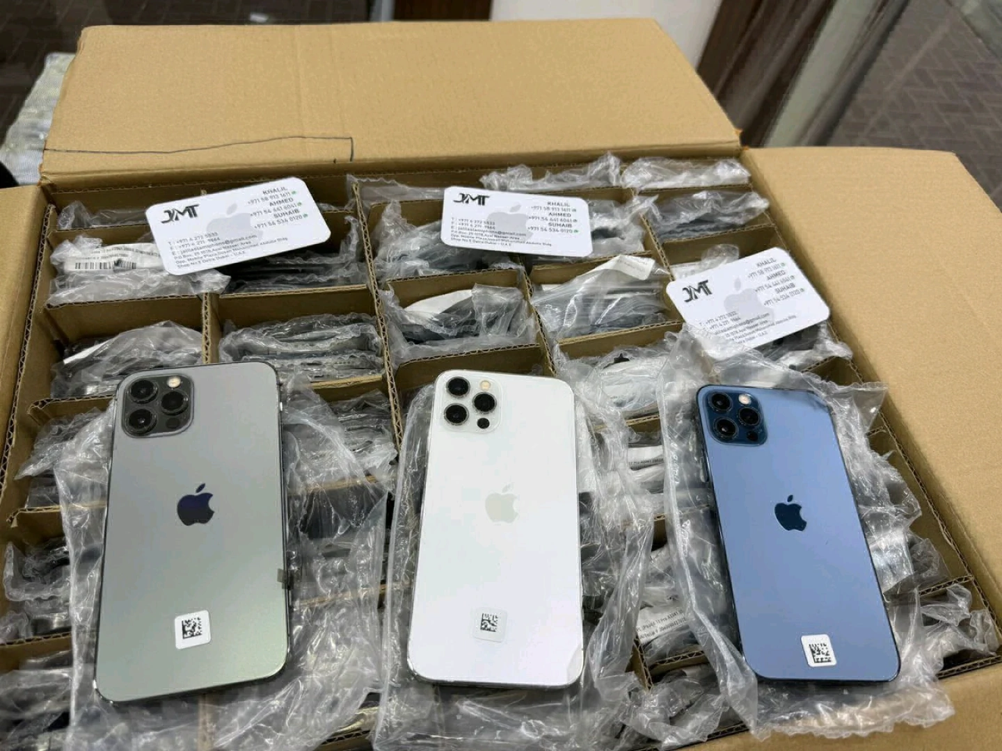 Brand New Apple iPhone 13 Pro Max 256GB Full Box thumbnail 2