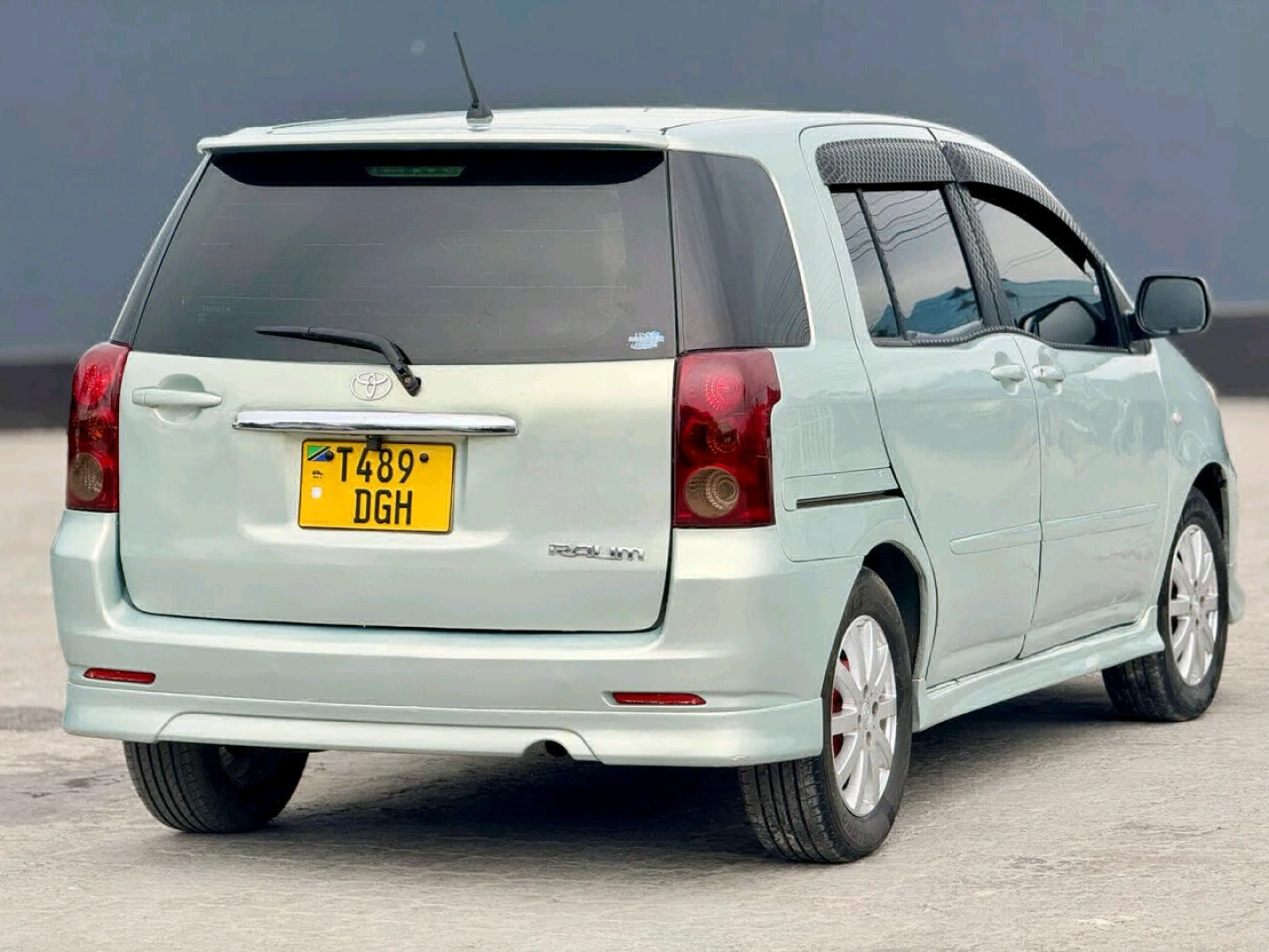 Toyota Raum Mpya New thumbnail 3