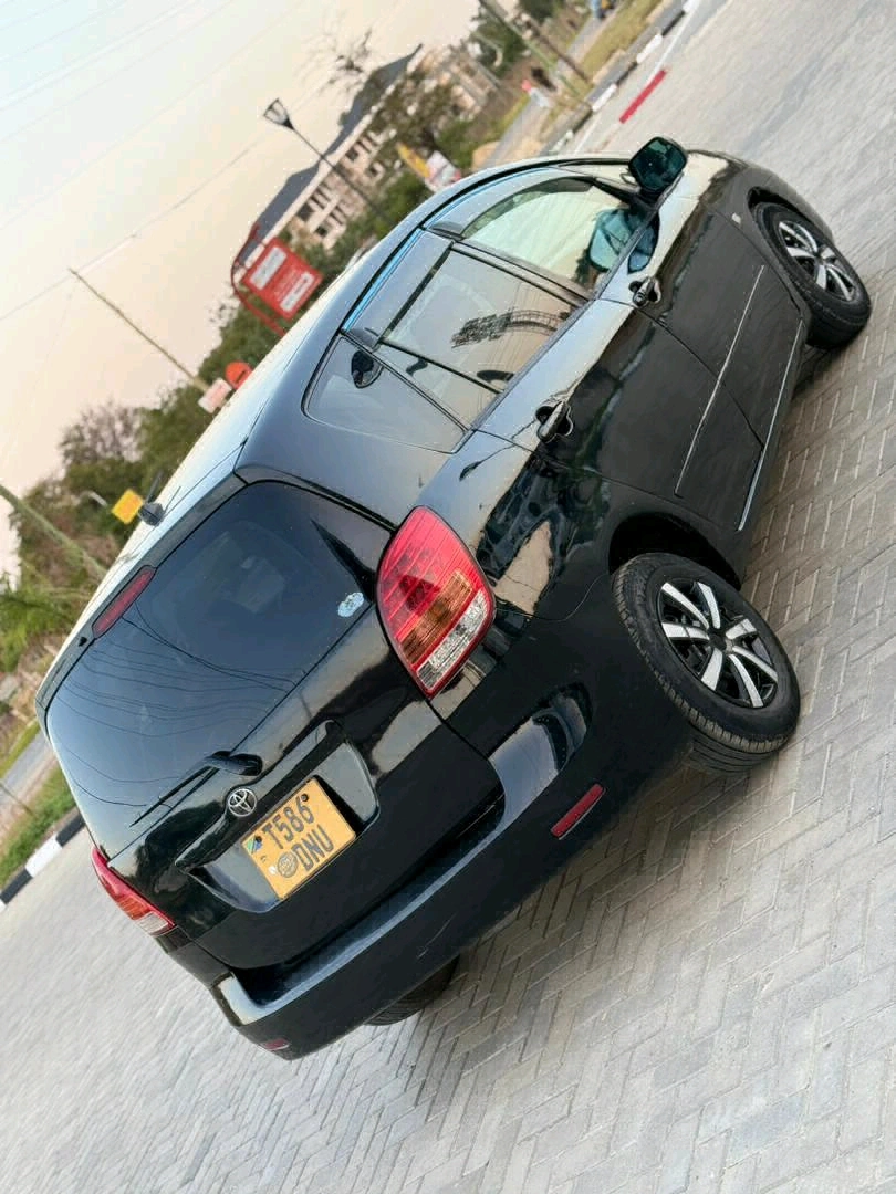 Black Toyota Spacio Full AC Music System thumbnail 4