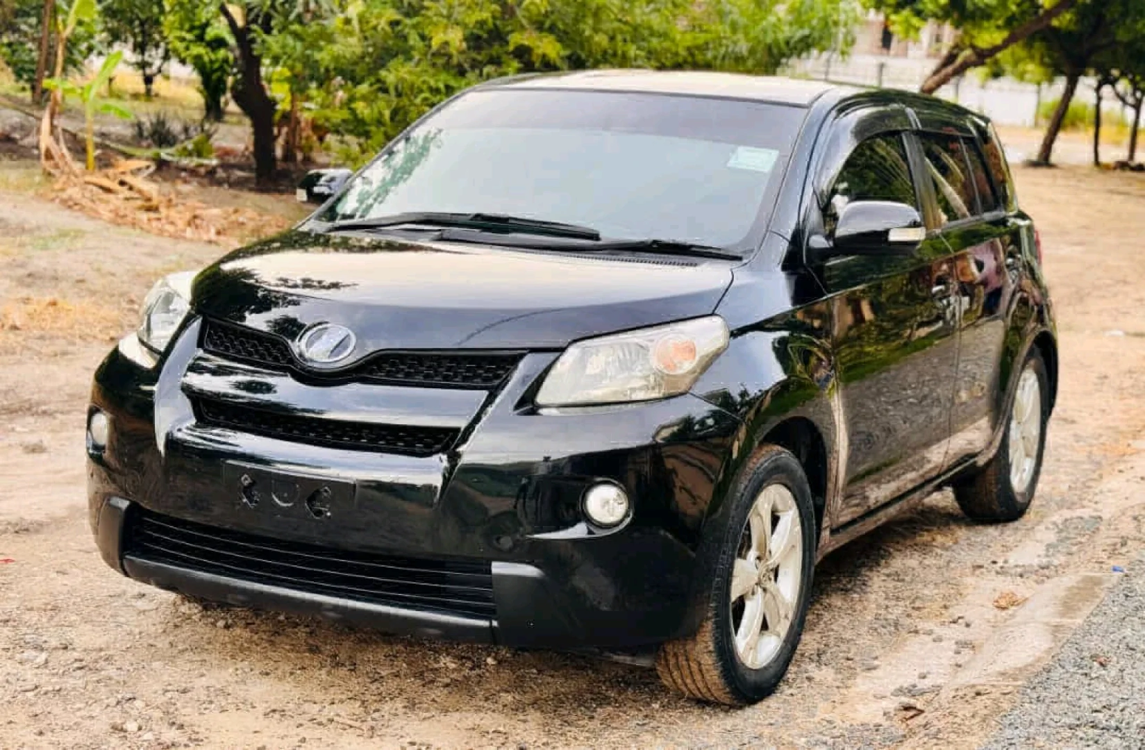 Toyota IST 2009 Black Push to Start (1490cc) thumbnail 2