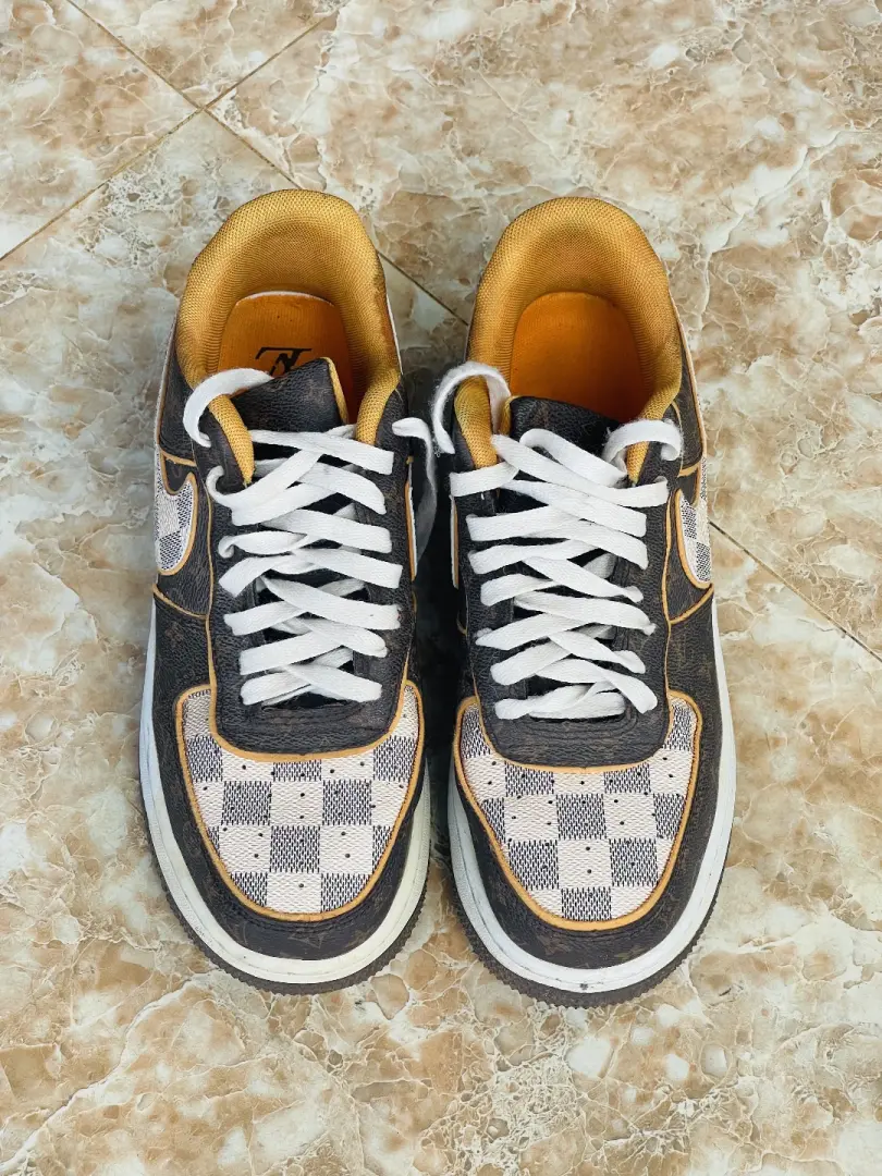 Nike Air Force 1 LV Pattern Sneakers thumbnail 2