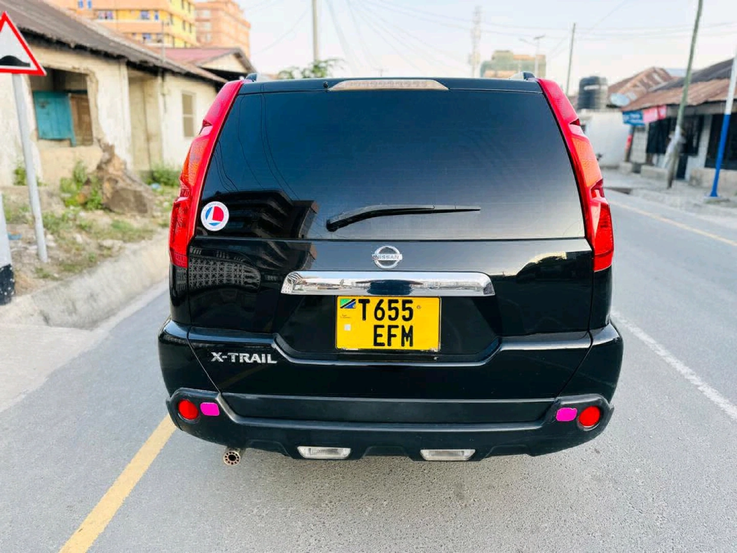 Nissan X-Trail 2009 Model Reg EFM thumbnail 4