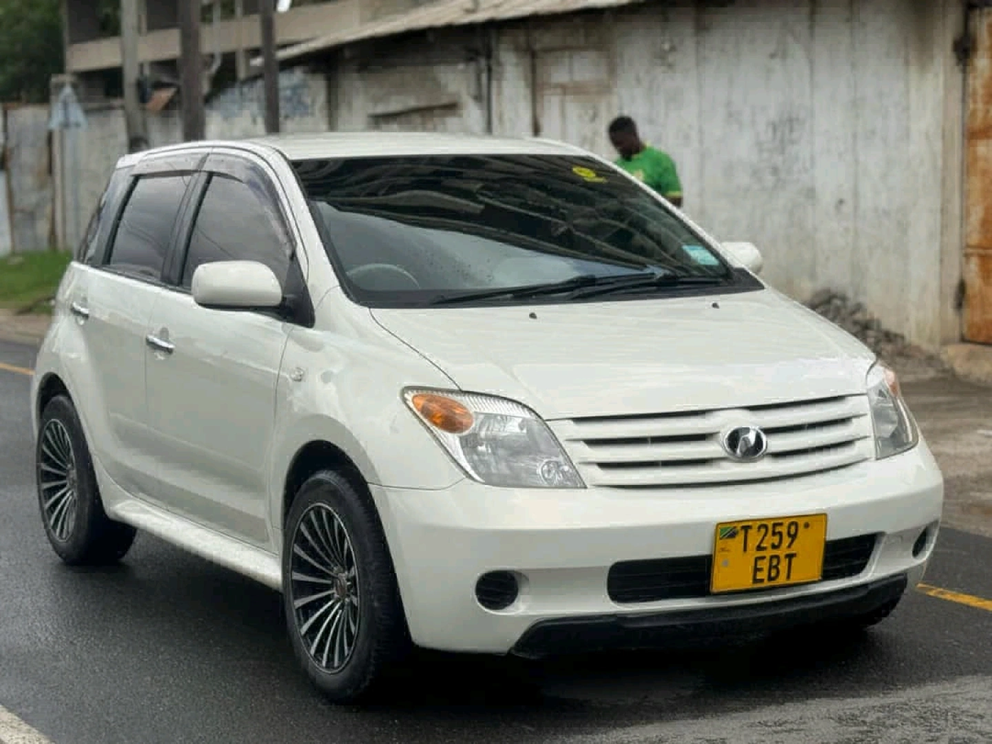 Toyota Ist 2006 Model (1NZ Engine) thumbnail 6