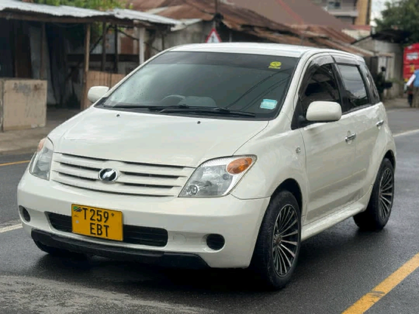 Toyota Ist 2006 Model (1NZ Engine) thumbnail 9