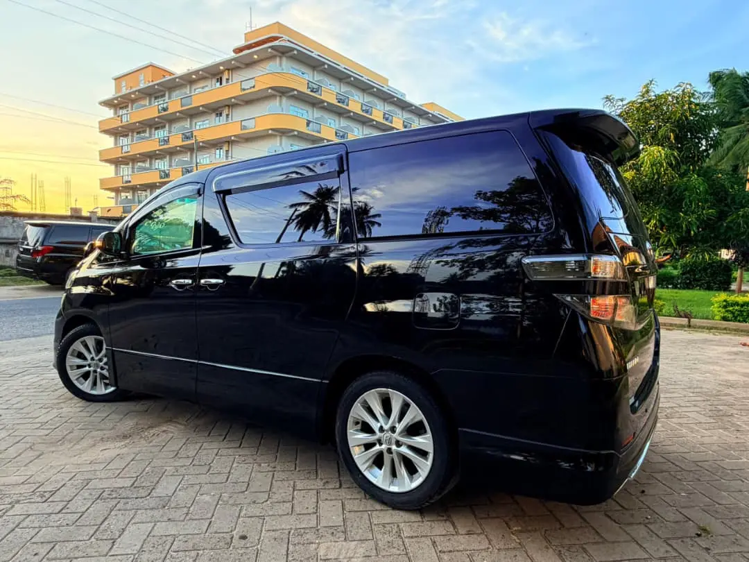 Toyota Vellfire 2010 Full Option thumbnail 8