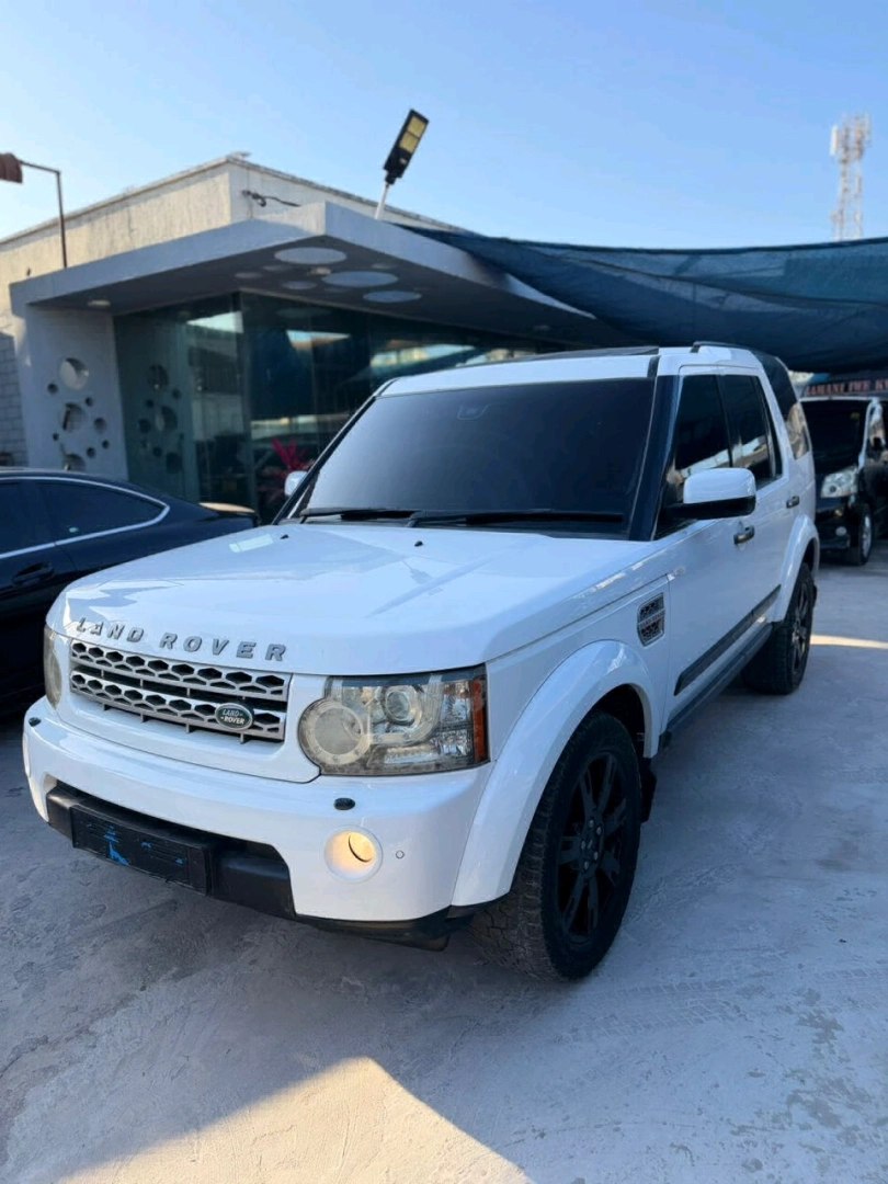 Land Rover Discovery 4 2011 SDV6 SE