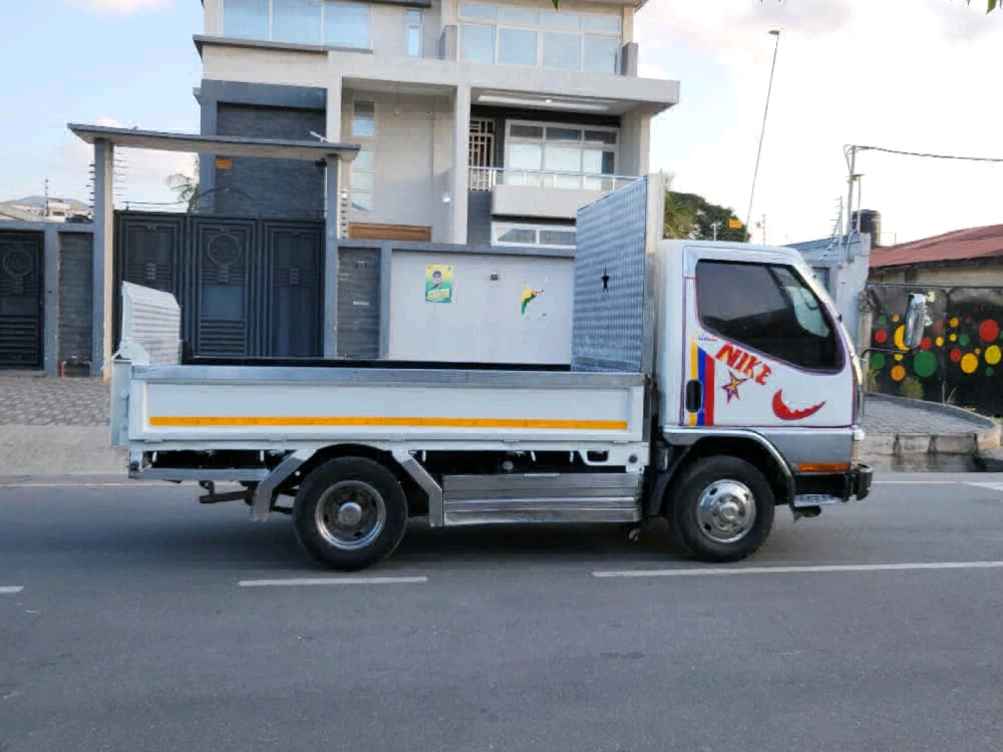 Mitsubishi Canter Truck Flatbed DUE thumbnail 6