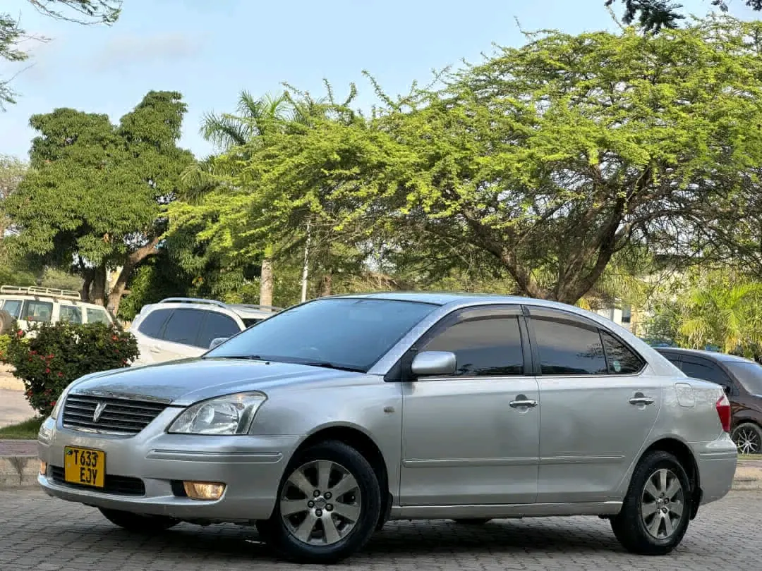 Toyota Premio 2005, Silver, 72,000 KM thumbnail 7