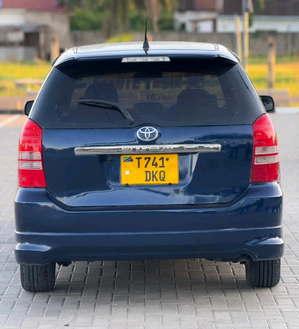 Toyota Wish Full AC Music System thumbnail 2