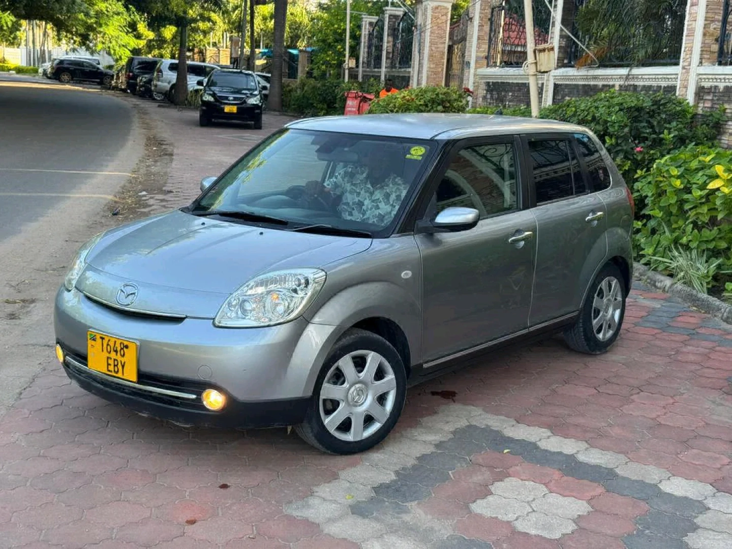 Mazda Verisa 2010 for Sale (Reg EBY) thumbnail 2