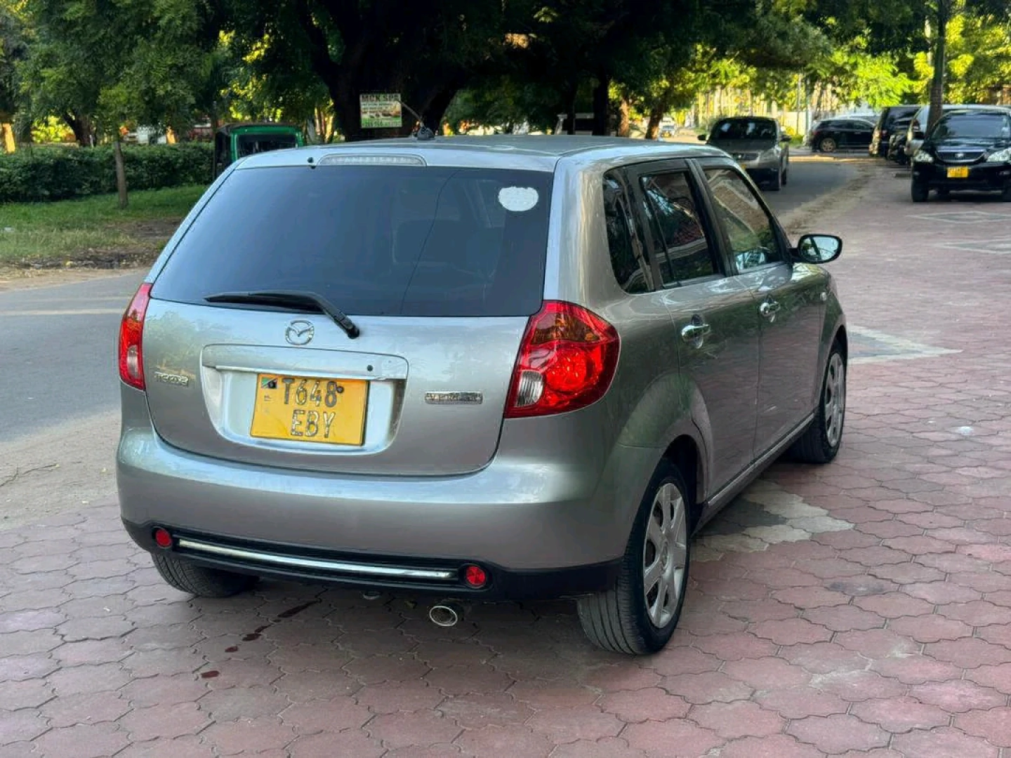 Mazda Verisa 2010 for Sale (Reg EBY) thumbnail 3