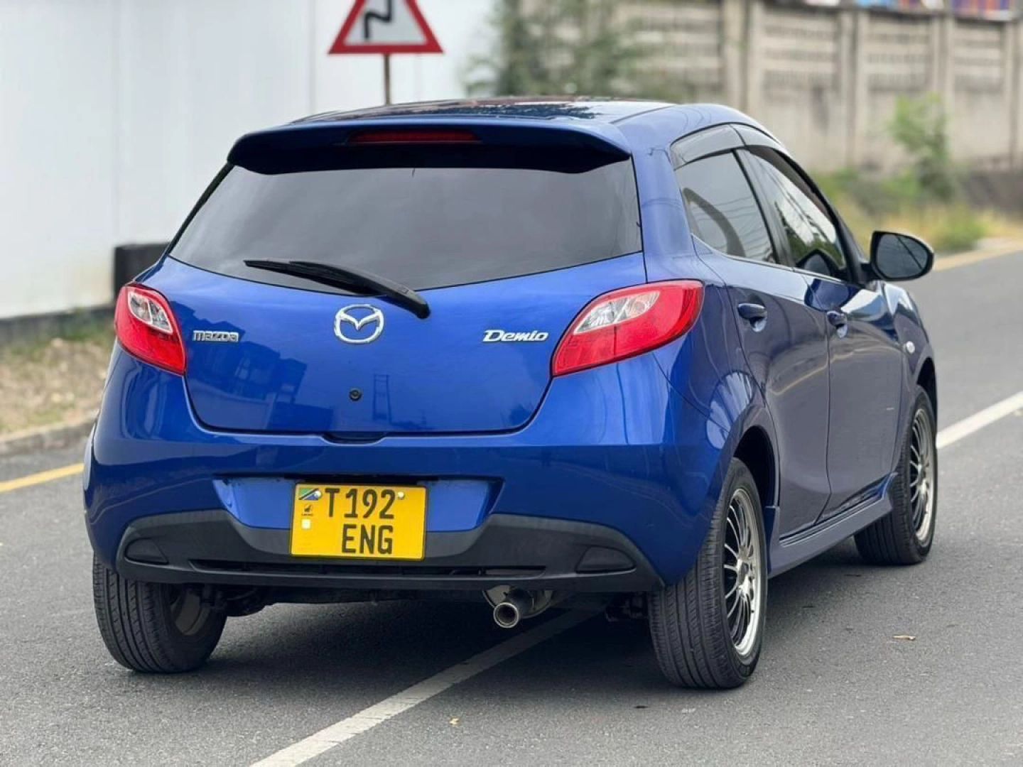 Blue Mazda Demio Hatchback with Sports Rims thumbnail 5