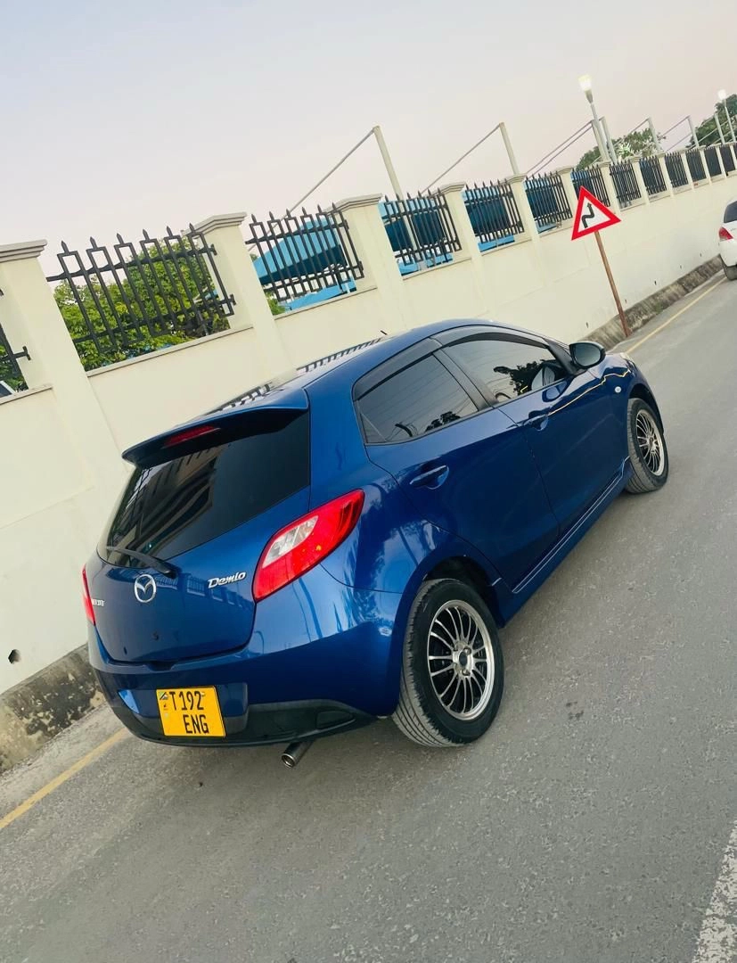 Blue Mazda Demio Hatchback with Sports Rims thumbnail 9