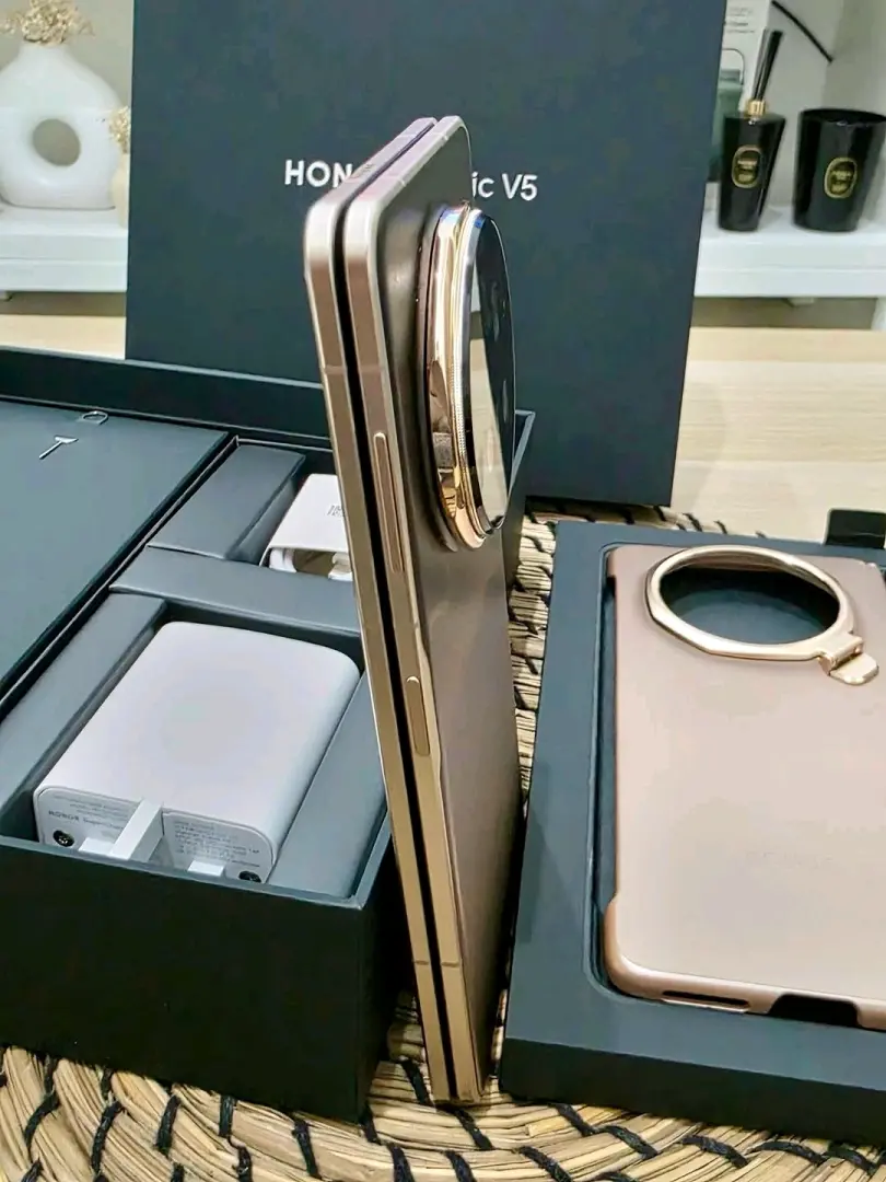 Honor Magic V5 Smartphone 512GB/12GB thumbnail 3