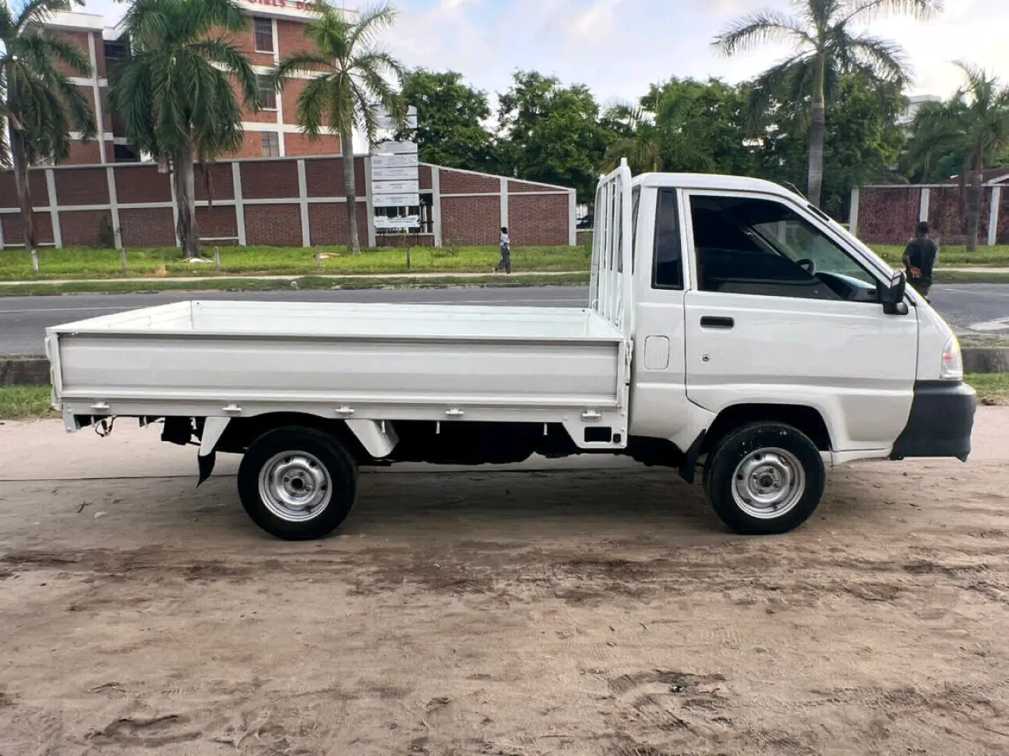 Toyota Town Ace Van 2004 thumbnail 5