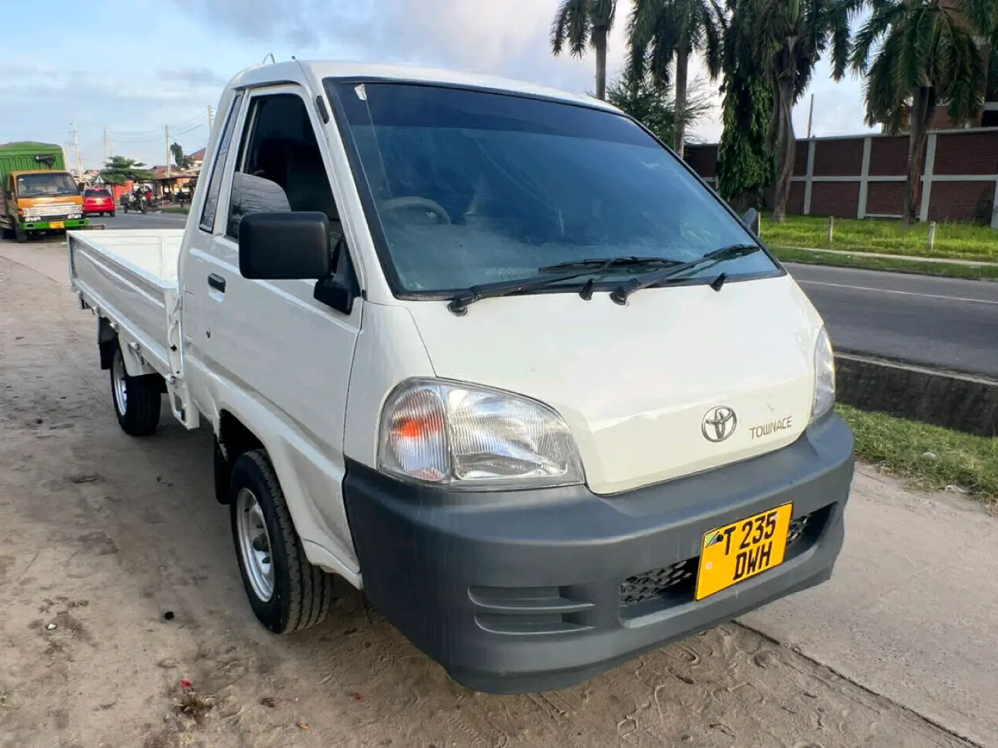 Toyota Town Ace Van 2004 thumbnail 6