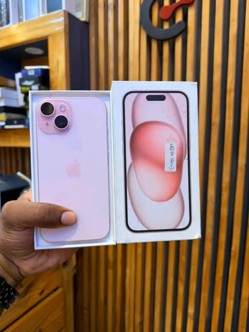 Unboxed Pink iPhone 15 128GB