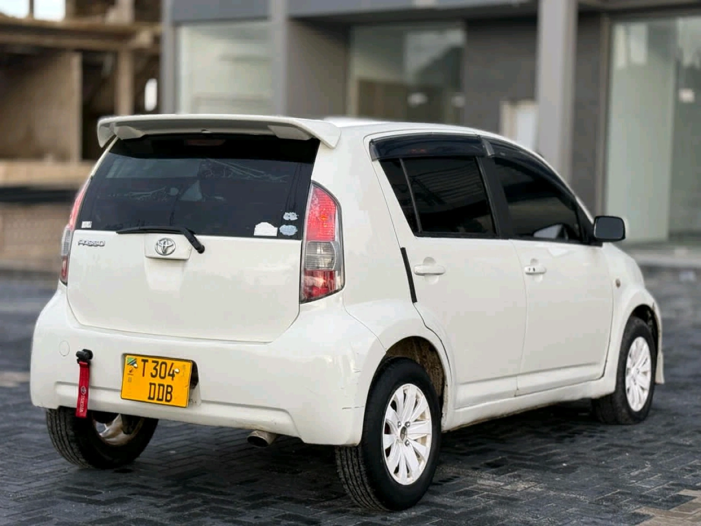 White Toyota Passo CC 990 Full Document thumbnail 3