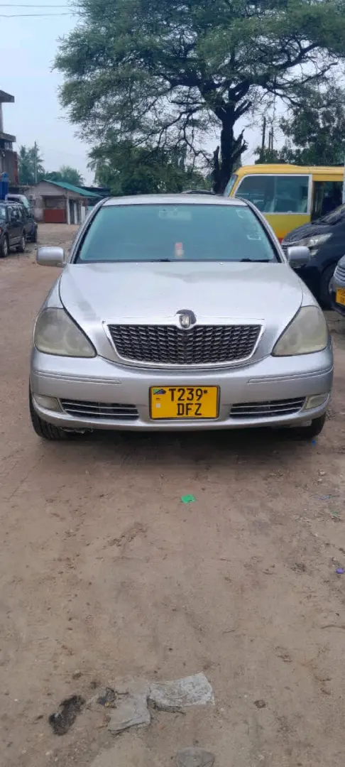 Toyota Brevis Silver kwa Mauzo