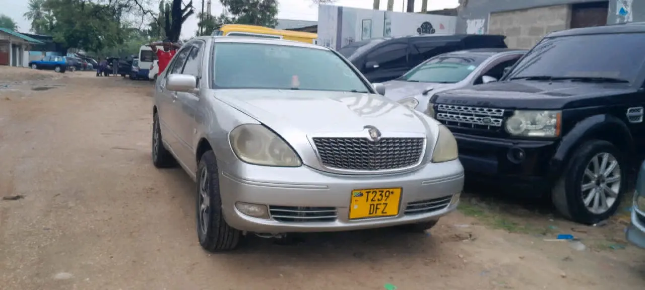 Toyota Brevis Silver kwa Mauzo thumbnail 5