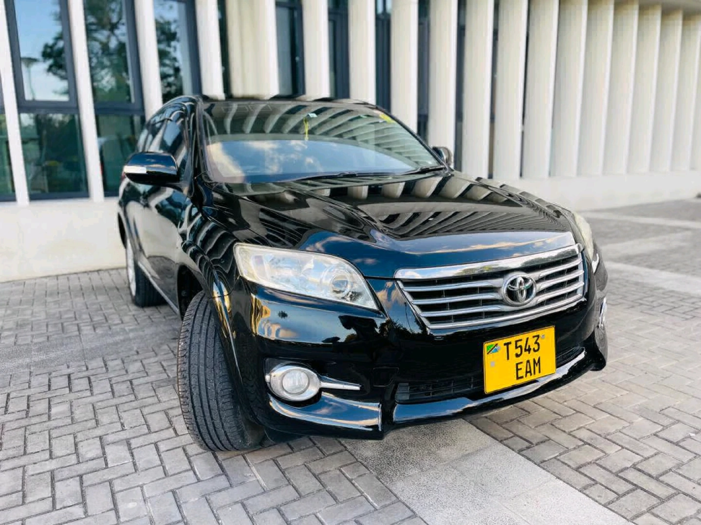 Black Toyota Vanguard 2012, 2360 CC thumbnail 2