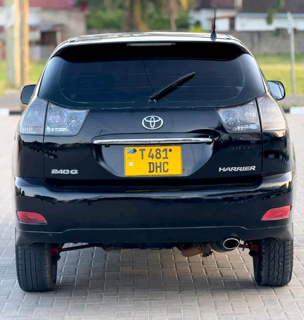 Toyota Harrier SUV T481 DHC thumbnail 3