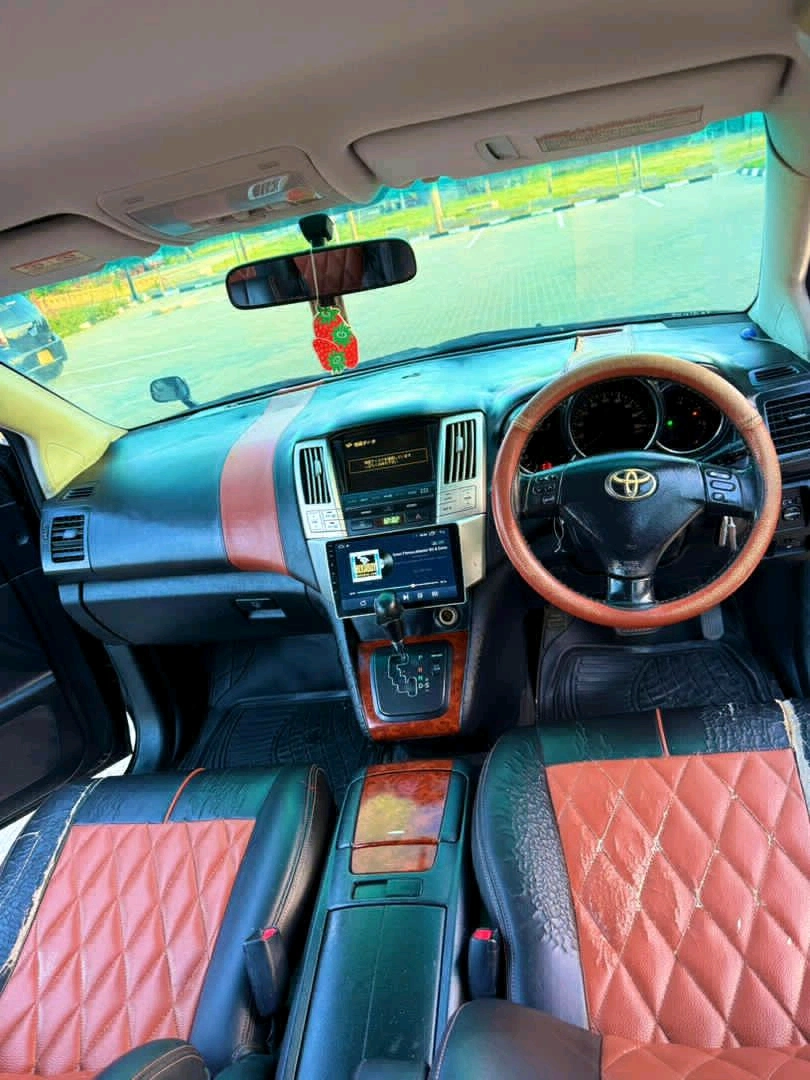 Toyota Harrier SUV T481 DHC thumbnail 8