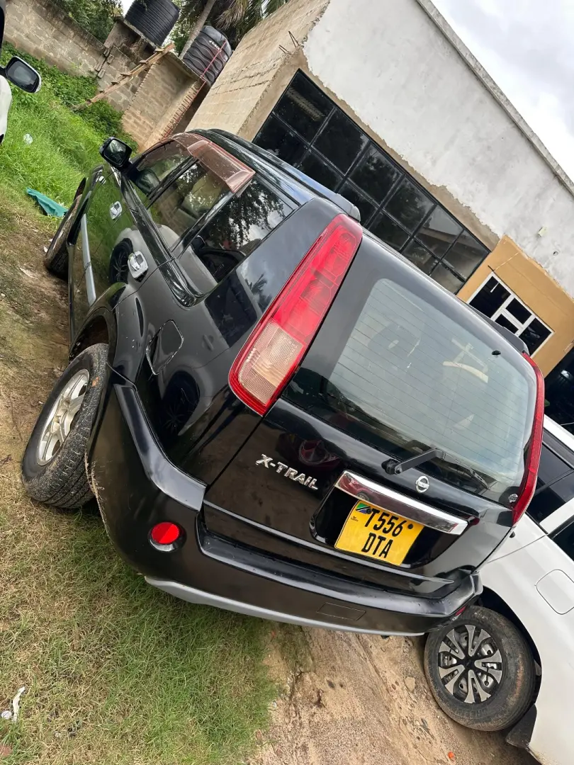 Nissan X-Trail (DTA) thumbnail 2