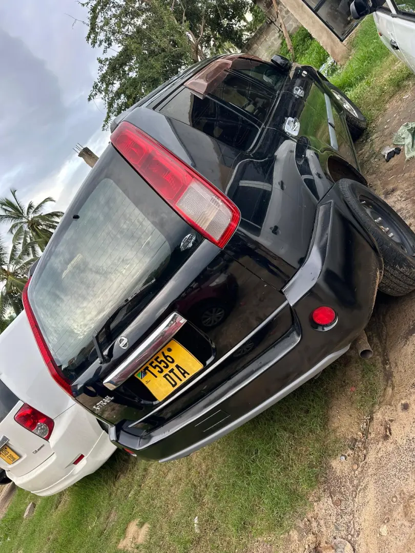 Nissan X-Trail (DTA) thumbnail 3