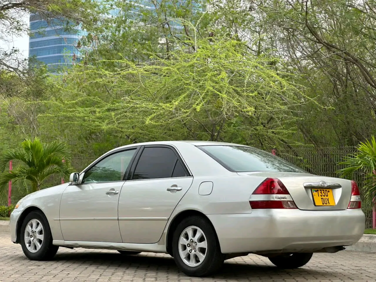 Toyota Grand Mark II 2002, Silver thumbnail 6