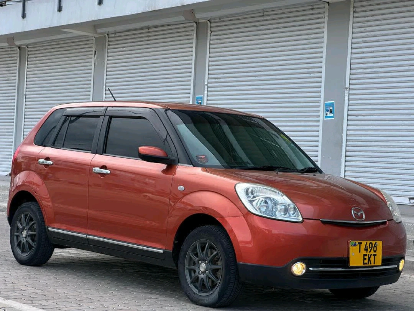 Mazda Verisa 2007 Orange Low Mileage thumbnail 2
