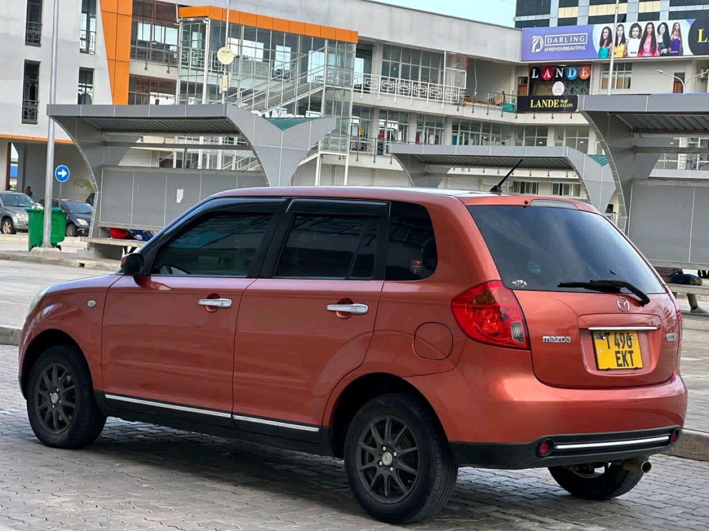 Mazda Verisa 2007 Orange Low Mileage thumbnail 4