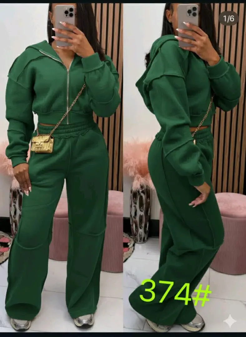 Black Three-Piece Tracksuit Set thumbnail 2