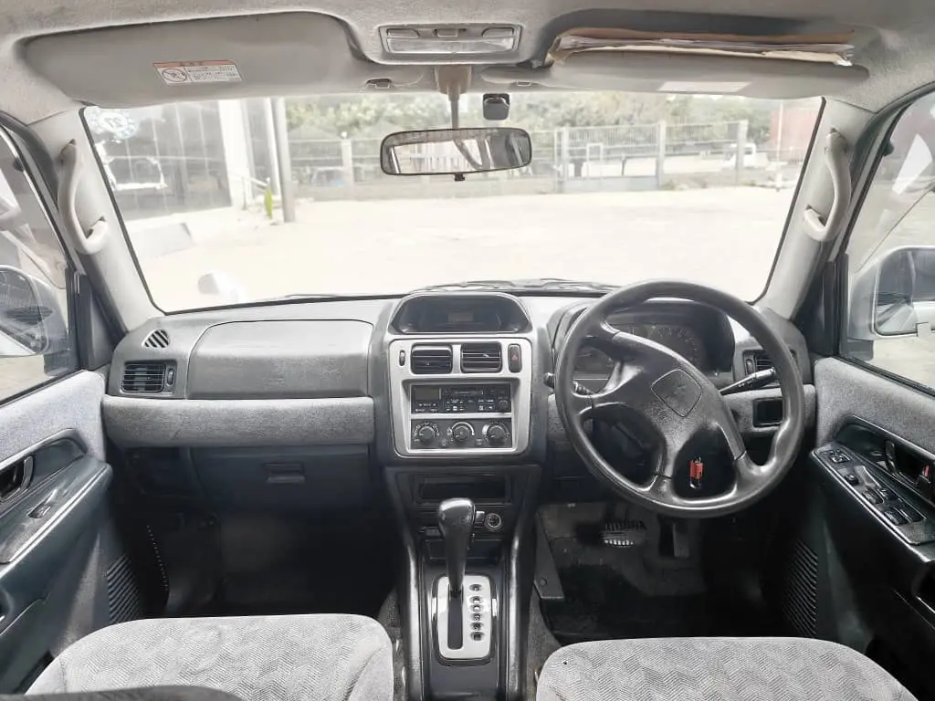 Mitsubishi Pajero iO GDI thumbnail 7