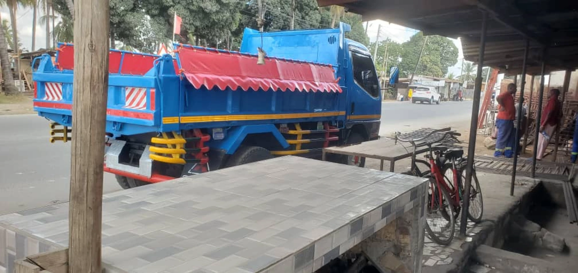 Mitsubishi Canter Truck
